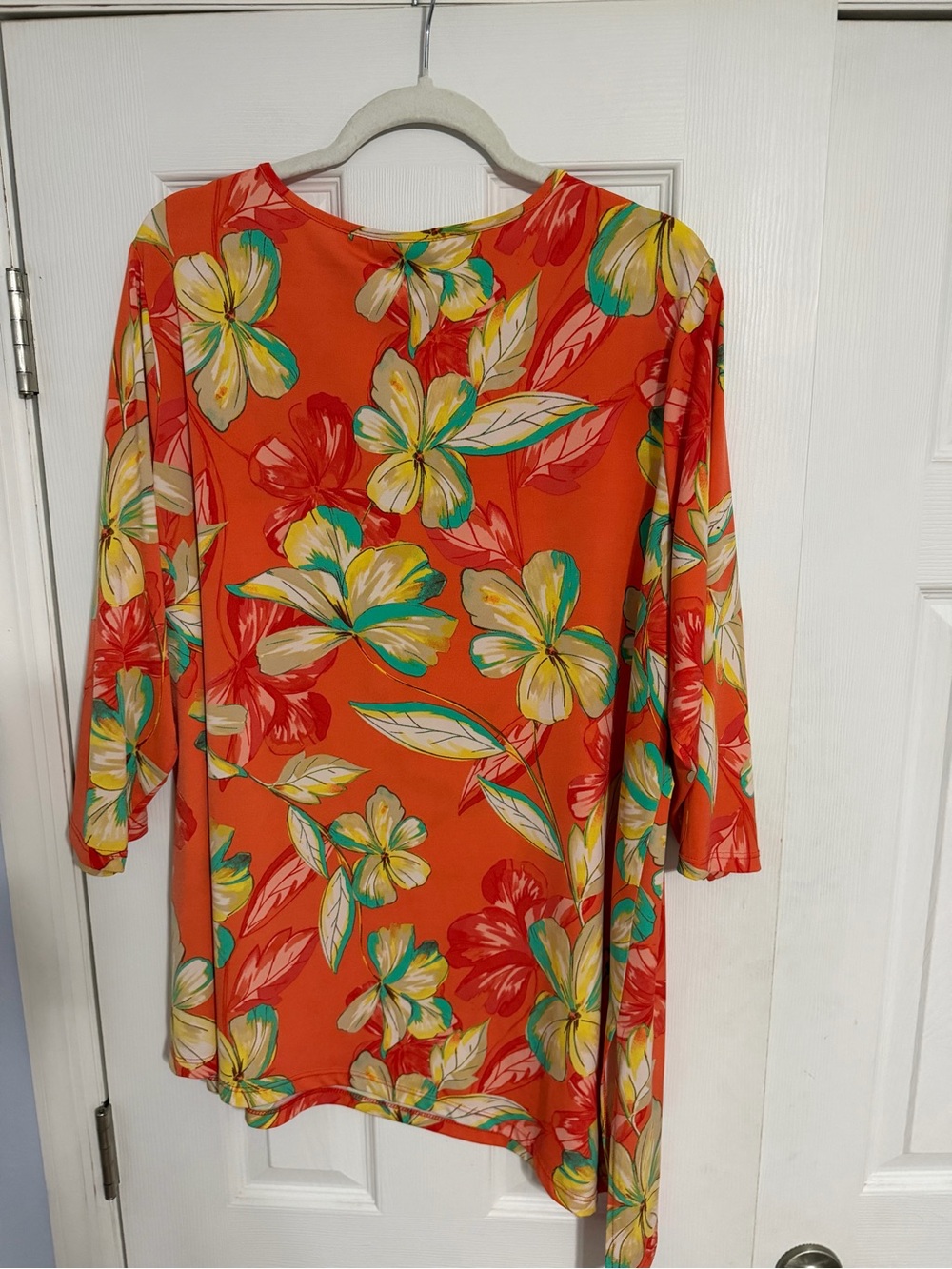 Susan Graver Floral Scoop Neck Tunic Top asymmetrical tie side size 2X tropical - Picture 10 of 10
